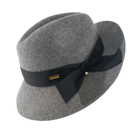BETMAR! LOVELY DOVE GRAY WOOL BLEND FEDORA W/ BLACK GROSGRAIN RIBBON! SZ OS - Picture 11 of 11